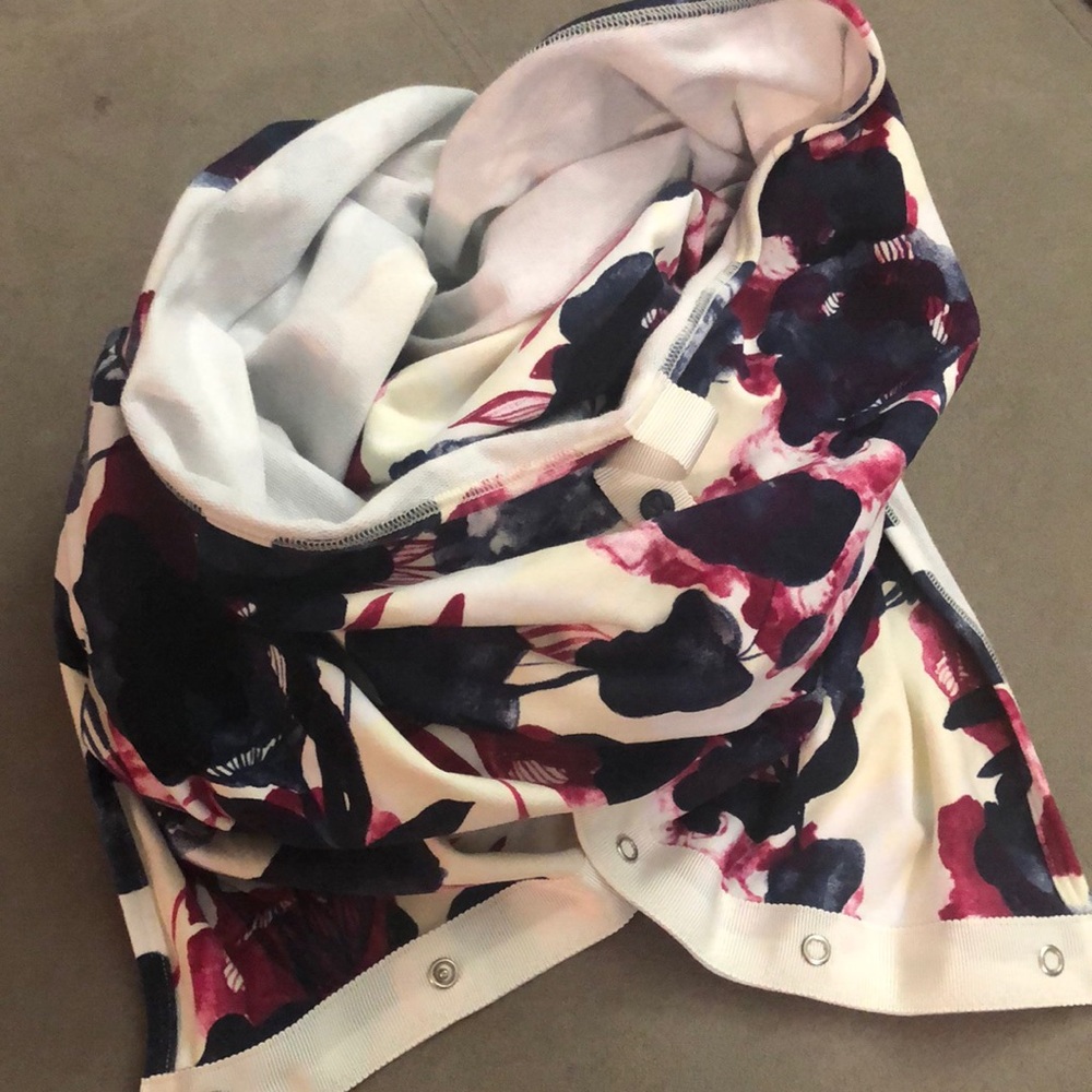 LuluLemon Versatile Floral Scarf